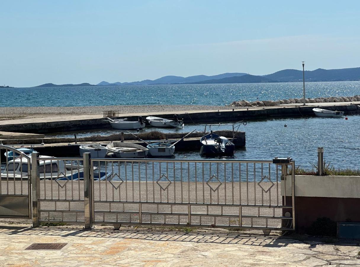 Seagull By The Sea Apartment Sukosan Exterior photo